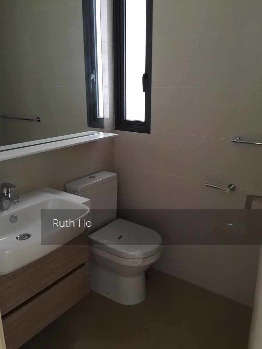 The Luxurie (D19), Condominium #152683862